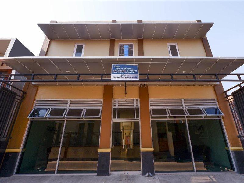 Hotel Super Oyo 1506 Shabrina 2 Syariah Solo Exteriér fotografie
