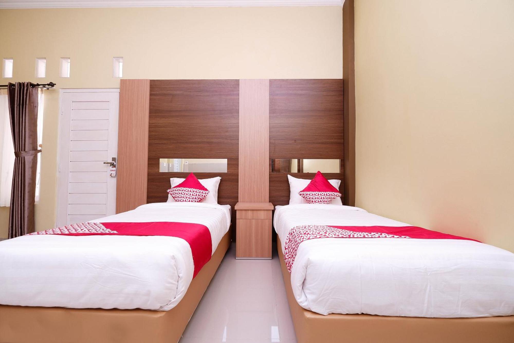 Hotel Super Oyo 1506 Shabrina 2 Syariah Solo Exteriér fotografie
